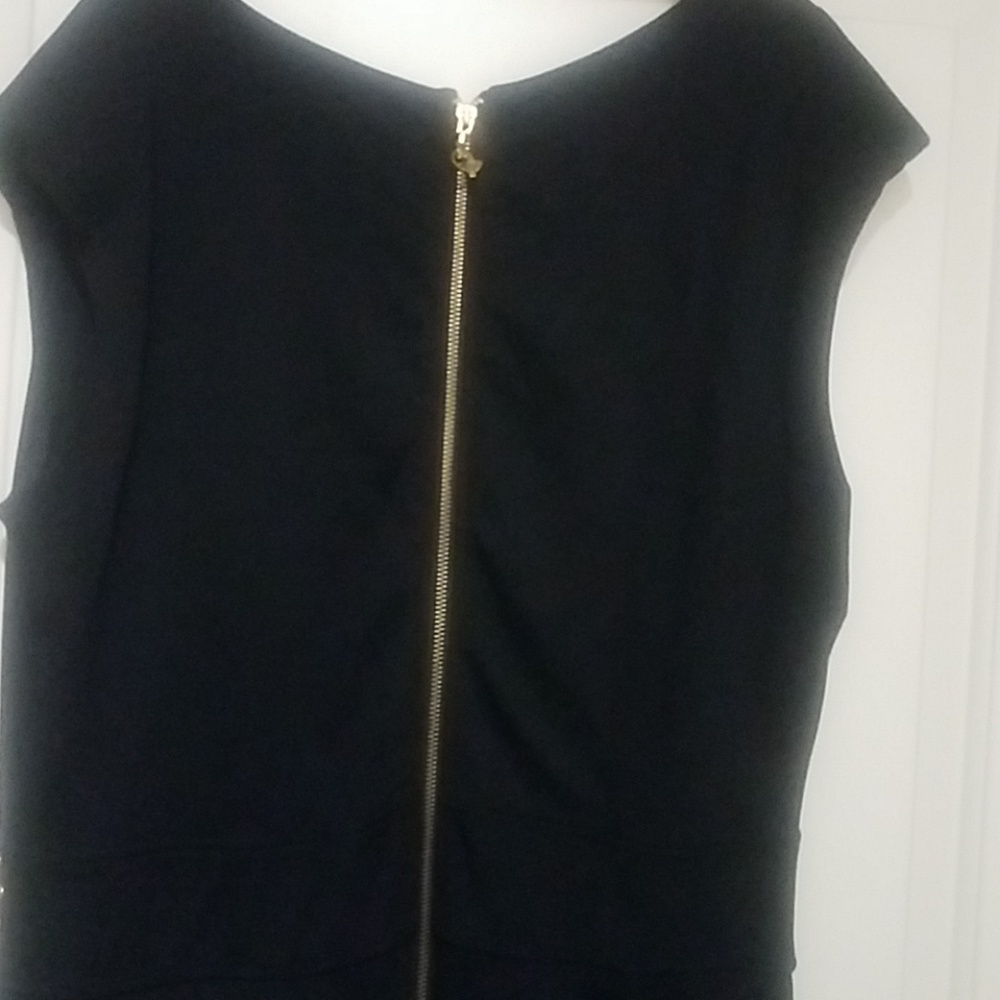 Dress - Picture 4 of 5